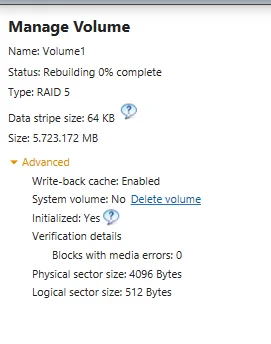 RAID-status tijdens de rebuild van de UltimateMC-server